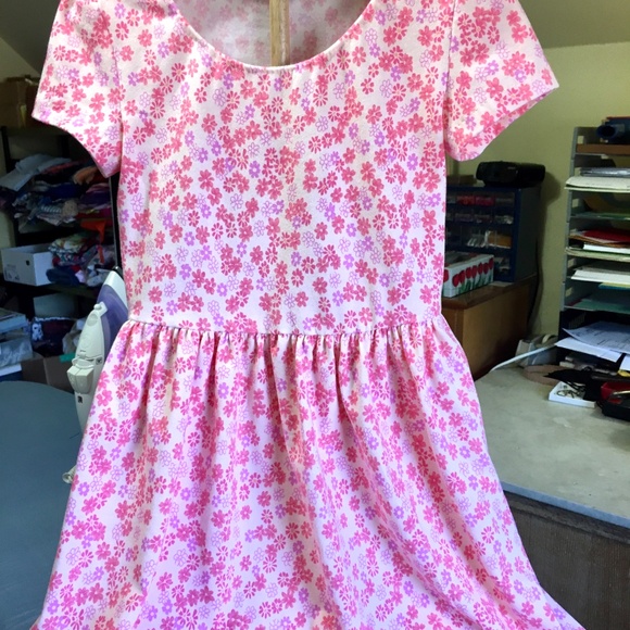 Floral Cotton Jersey Knit Fabric - Wide - Picture 7 of 8